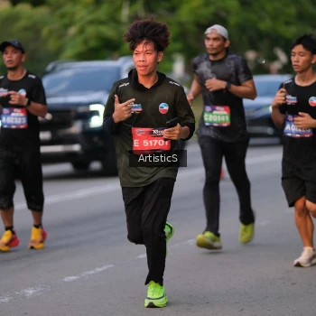 Runner Photo 3880016