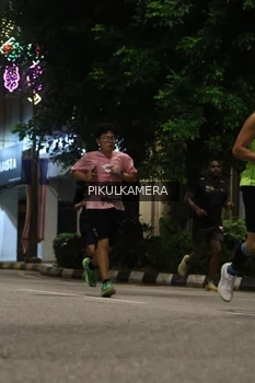 Runner Photo 3880105