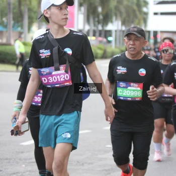 Runner Photo 3880236