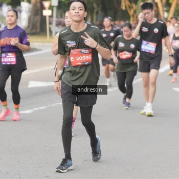 Runner Photo 3880416
