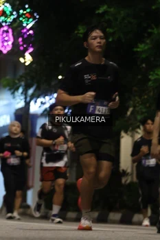 Runner Photo 3880565