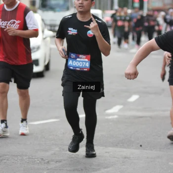 Runner Photo 3880605