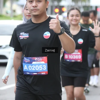 Runner Photo 3881001