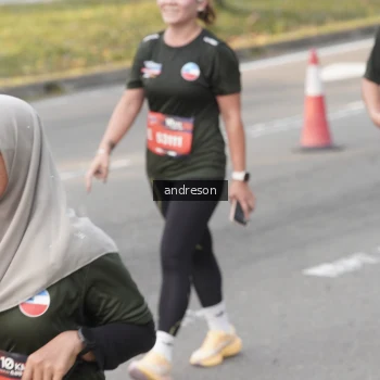 Runner Photo 3881065