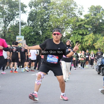 Runner Photo 3881112