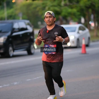 Runner Photo 3881123