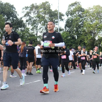 Runner Photo 3881173