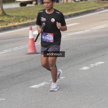 Runner Photo 3881235