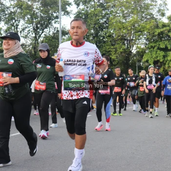 Runner Photo 3881248