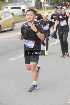 Runner Photo 3881283