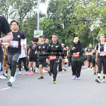 Runner Photo 3881324
