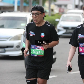 Runner Photo 3881337