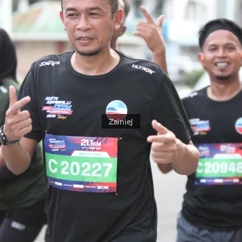 Runner Photo 3881595
