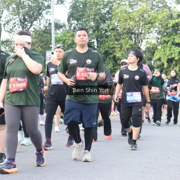 Runner Photo 3881637
