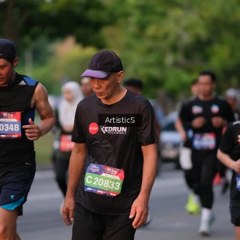 Runner Photo 3881689