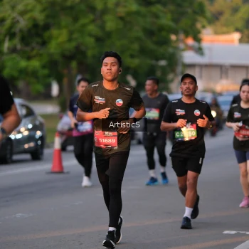 Runner Photo 3881898