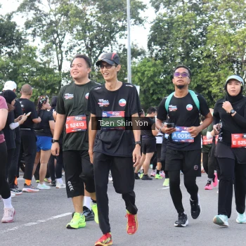 Runner Photo 3882133