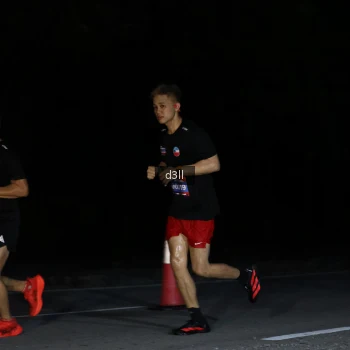 Runner Photo 3882276