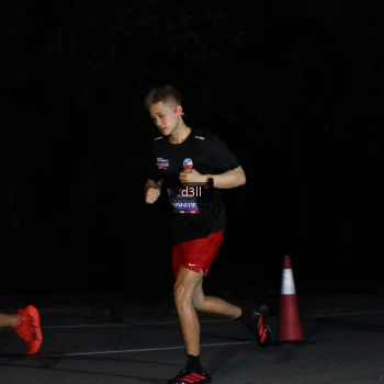 Runner Photo 3882310