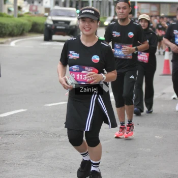 Runner Photo 3882345