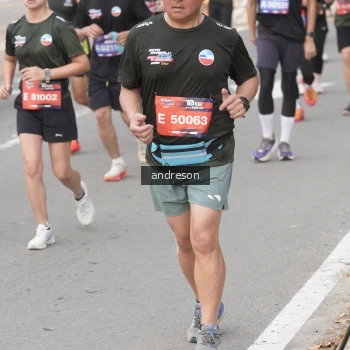 Runner Photo 3882364