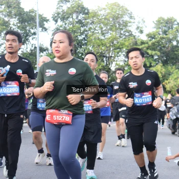 Runner Photo 3882378