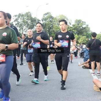 Runner Photo 3882384