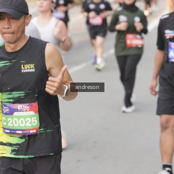 Runner Photo 3882415