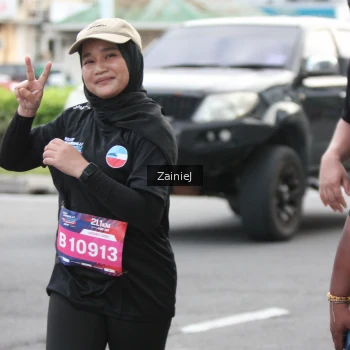 Runner Photo 3882416