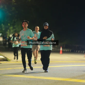 Runner Photo 3882445