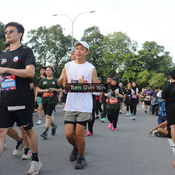 Runner Photo 3882456