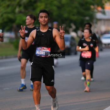 Runner Photo 3882475