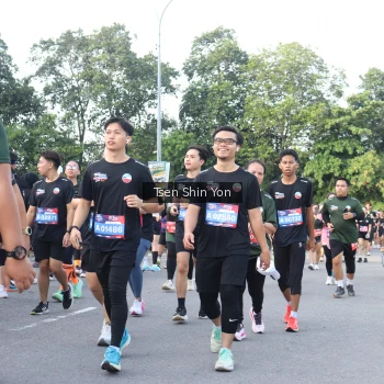 Runner Photo 3882532