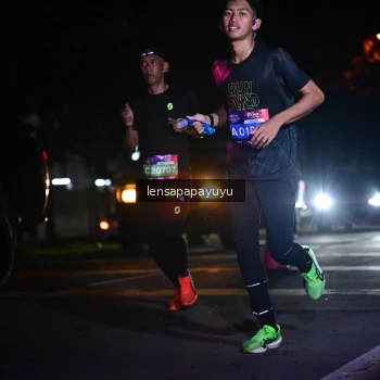 Runner Photo 3882555