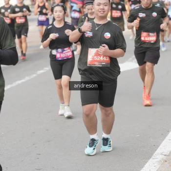 Runner Photo 3882570