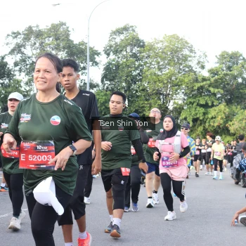 Runner Photo 3882572