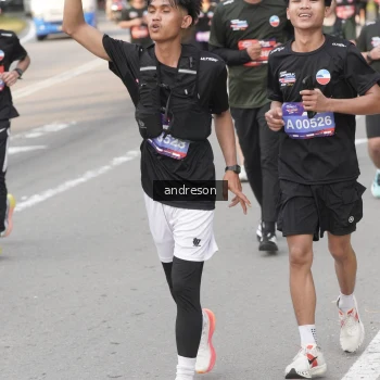 Runner Photo 3882578