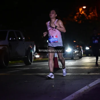 Runner Photo 3882579