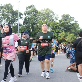 Runner Photo 3882596