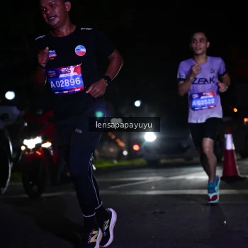 Runner Photo 3882607
