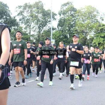 Runner Photo 3882695