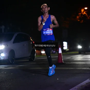 Runner Photo 3882775