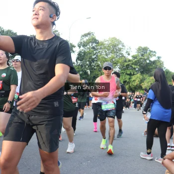 Runner Photo 3882789