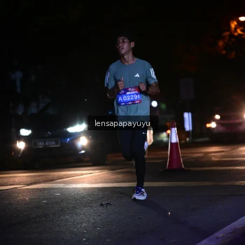 Runner Photo 3882815