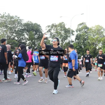 Runner Photo 3882828