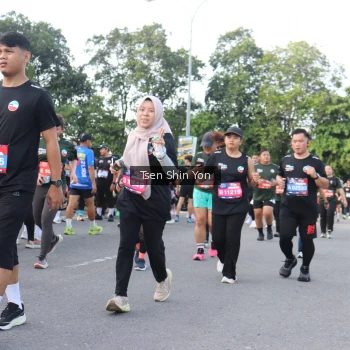 Runner Photo 3882914
