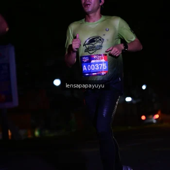 Runner Photo 3882918