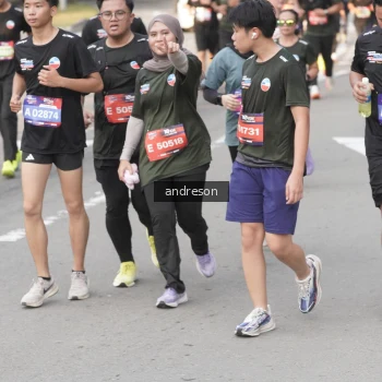 Runner Photo 3882942