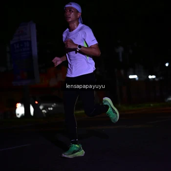 Runner Photo 3882979