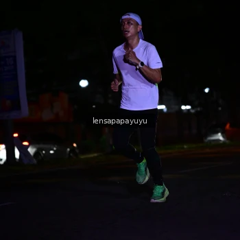 Runner Photo 3882980